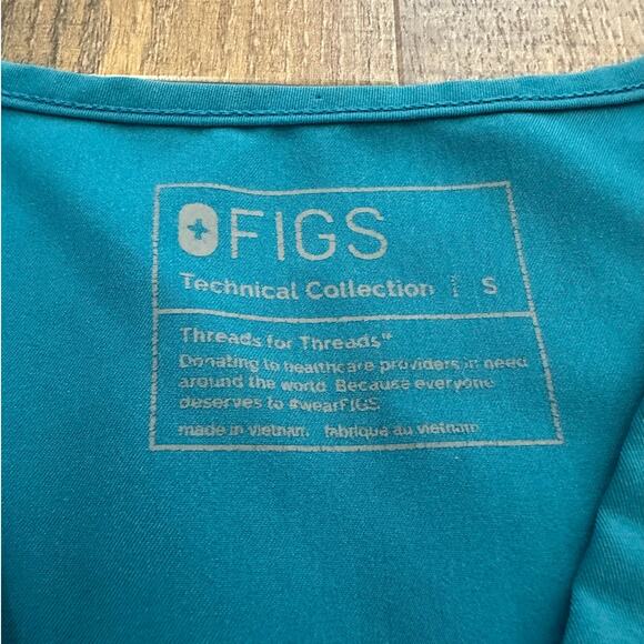 Figs Pacific Blue Casma Three-Pocket Scrub Top  Size Small - Picture 3 of 8